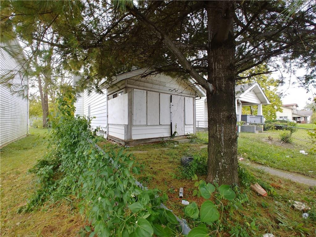973 29th Street - Photo 1