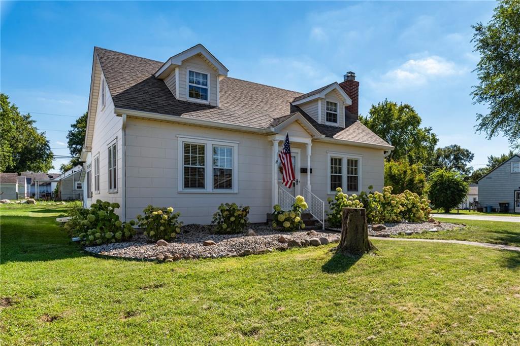 227 38th Street - Photo 1