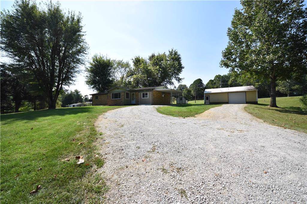 11476 N Sr 135 - Photo 1