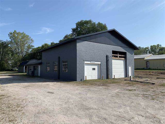 2206 26th Street - Photo 1