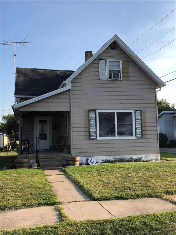 615 9th Street - Photo 1