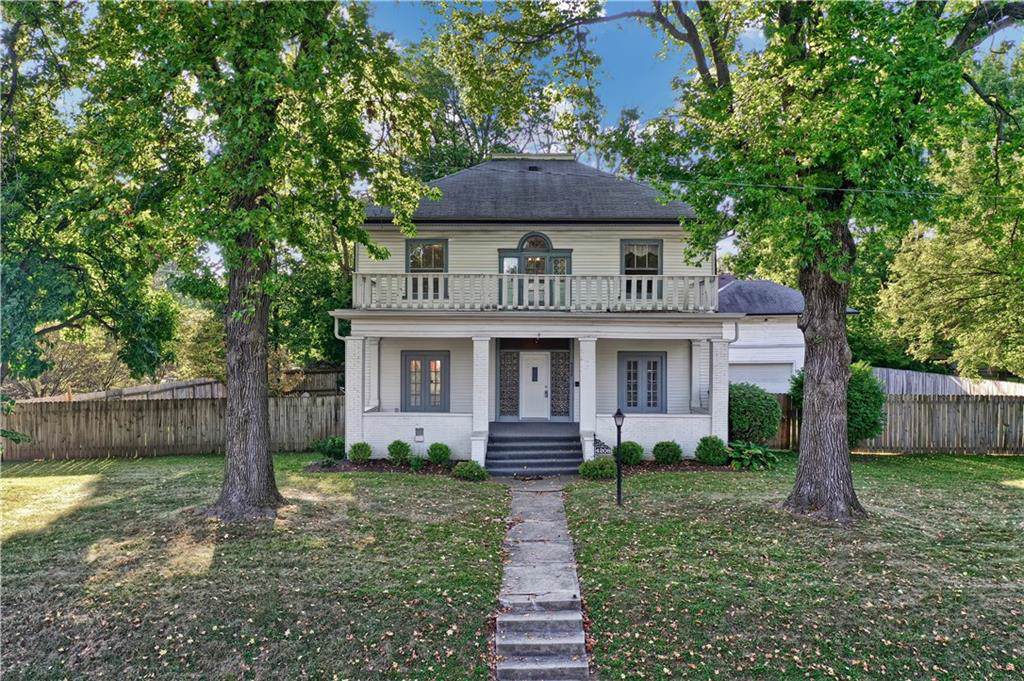 4208 Rookwood Avenue - Photo 1