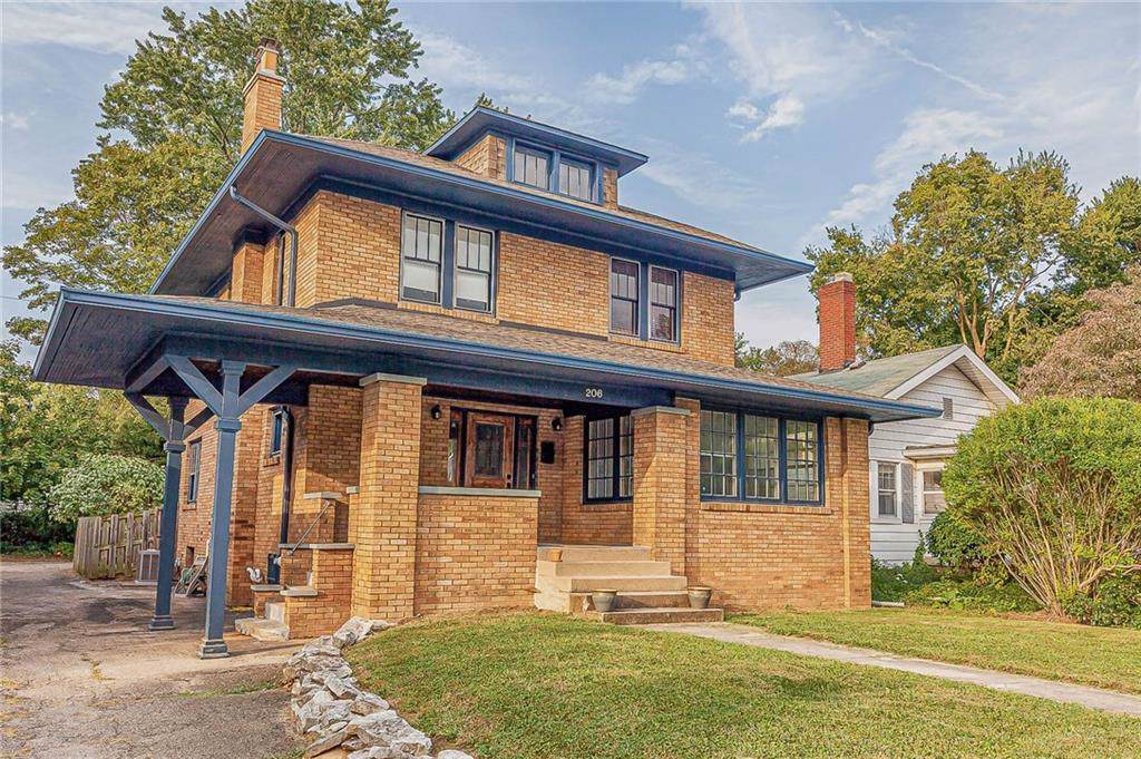 206 51st Street - Photo 1