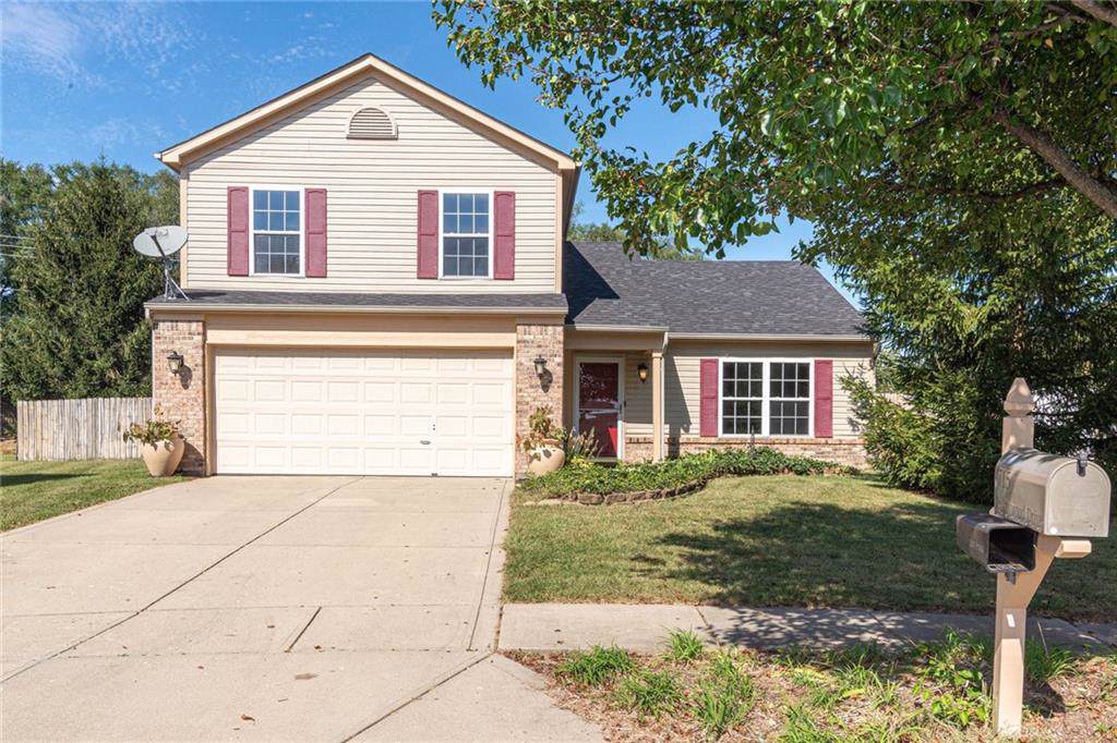 715 Yellowwood Drive - Photo 1