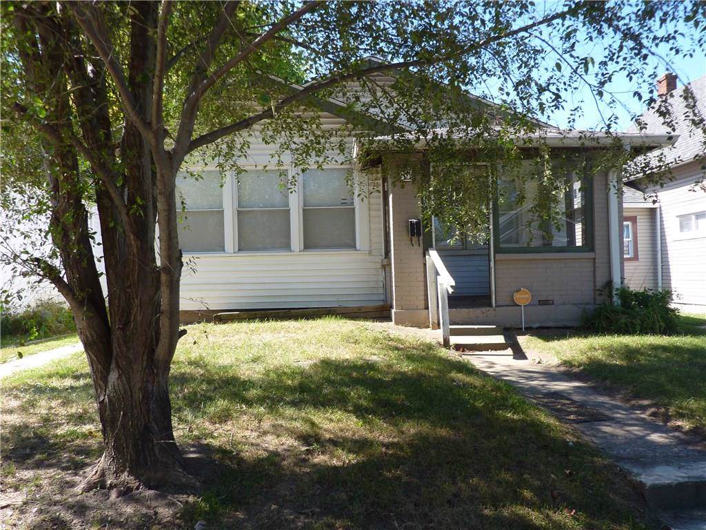 4250 Winthrop Avenue - Photo 1