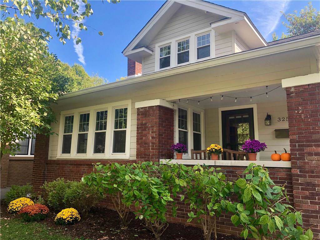 325 47th Street - Photo 1