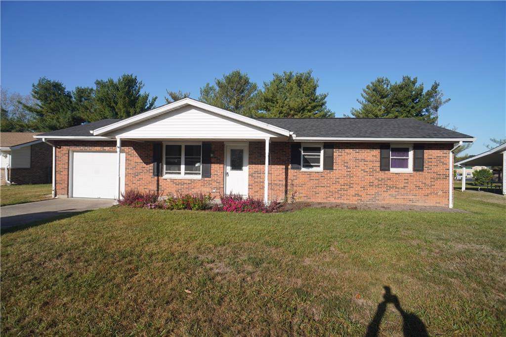 371 Pheasant Run Drive - Photo 1