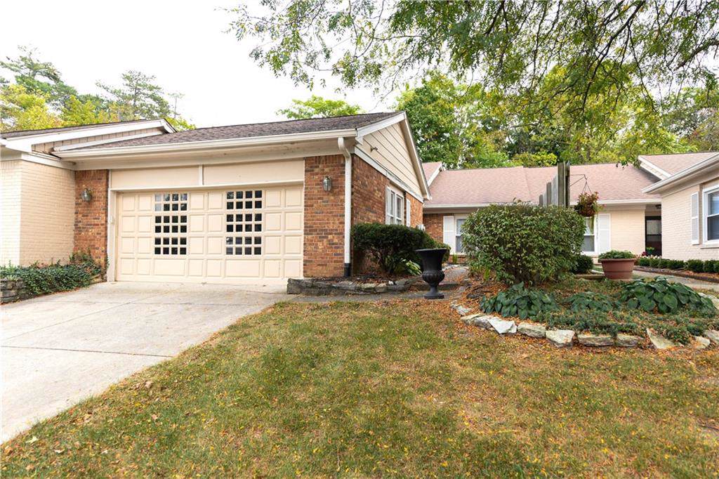 4927 Windridge Drive - Photo 1