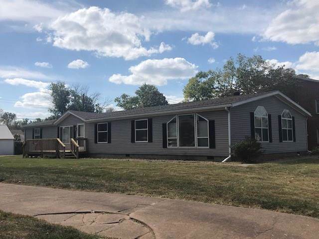 814 Spring Street - Photo 1