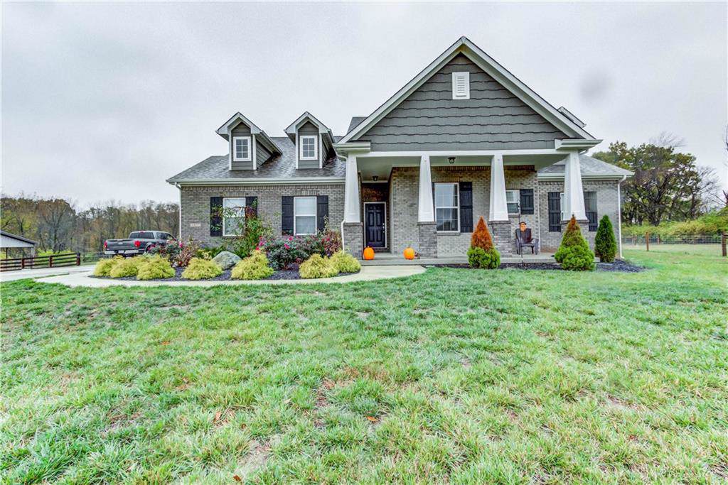 4437 County Road 450 - Photo 1