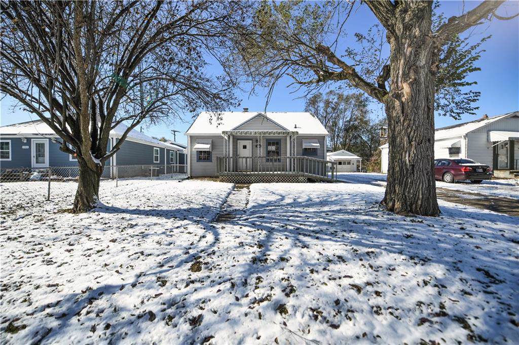 2954 Westbrook Avenue - Photo 1