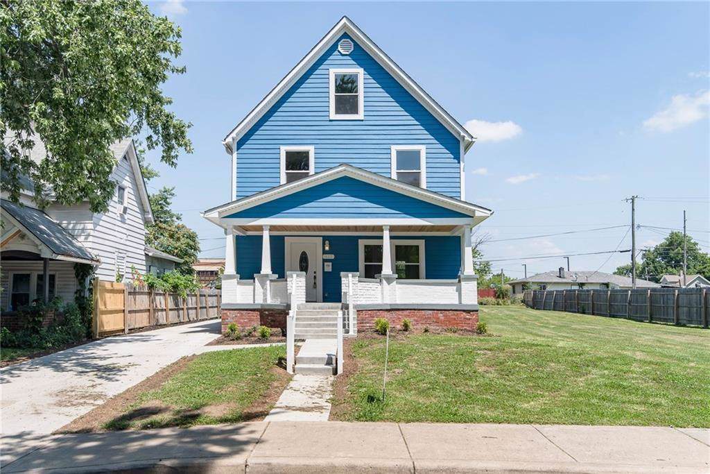 1422 Bradbury Avenue - Photo 1