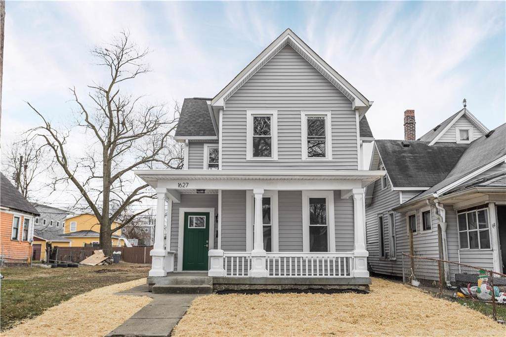 1627 Hoyt Avenue - Photo 1