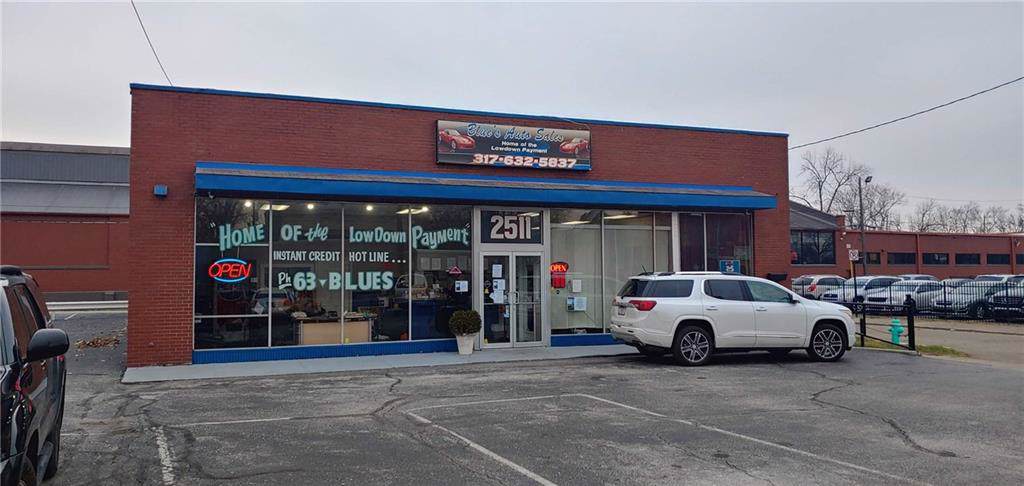 2511 Washington Street - Photo 1