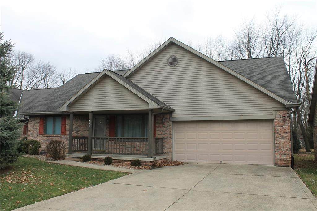405 Spruce Lane - Photo 1