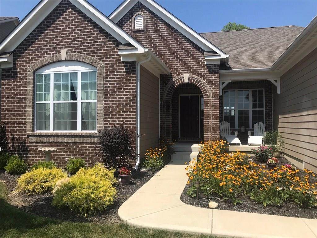 4892 Waterhaven Drive - Photo 1