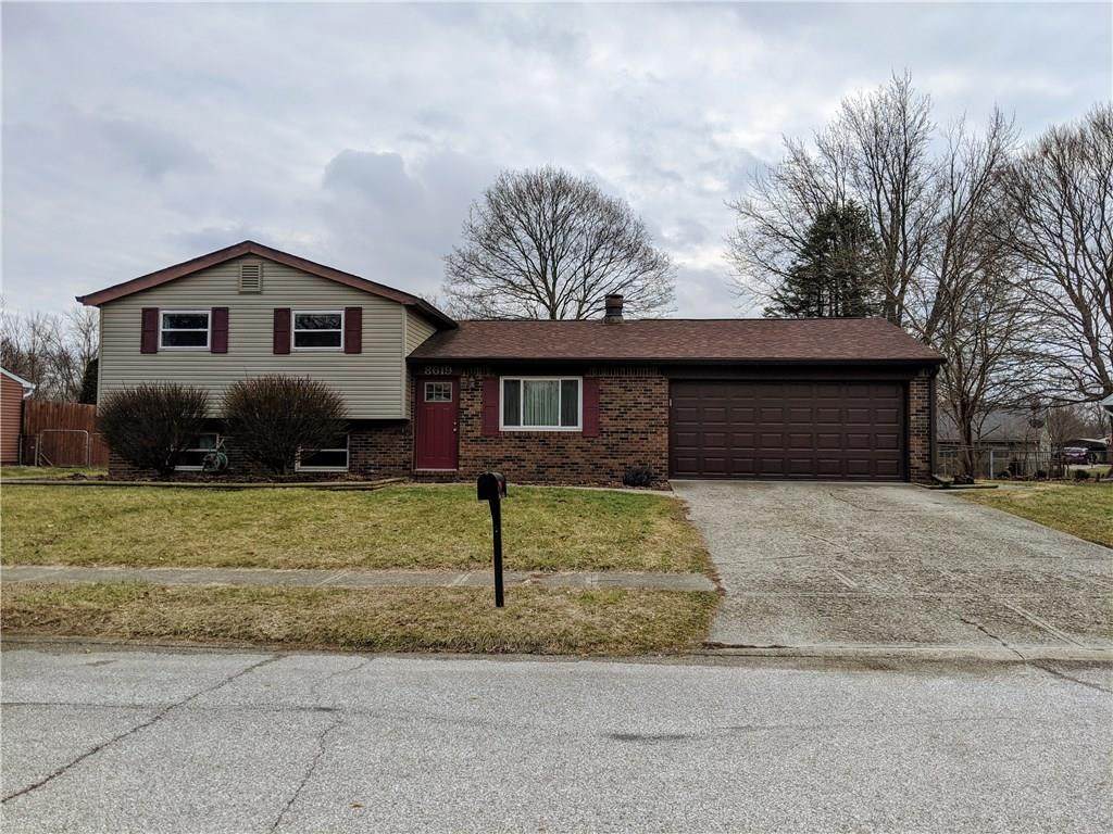 8619 Mosey Manor - Photo 1