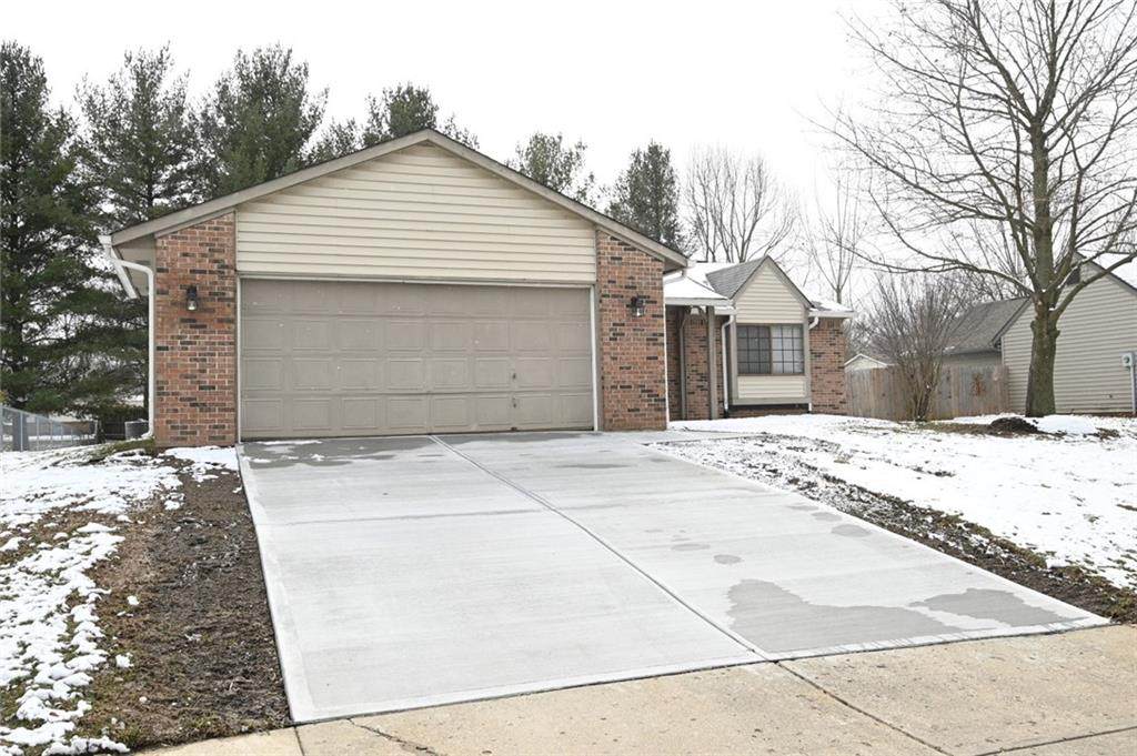 8373 Countryside Court - Photo 1