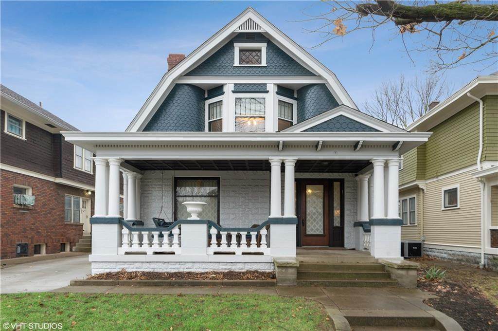 1305 Woodlawn Avenue - Photo 1