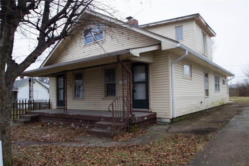 866 Gladstone Avenue - Photo 1