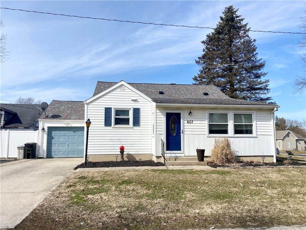 607 Walnut Street - Photo 1