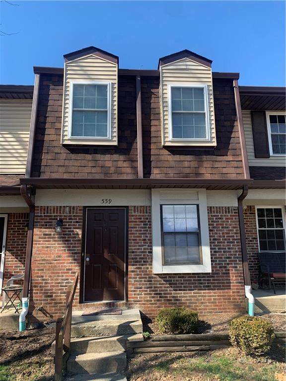 559 Graham Place - Photo 1