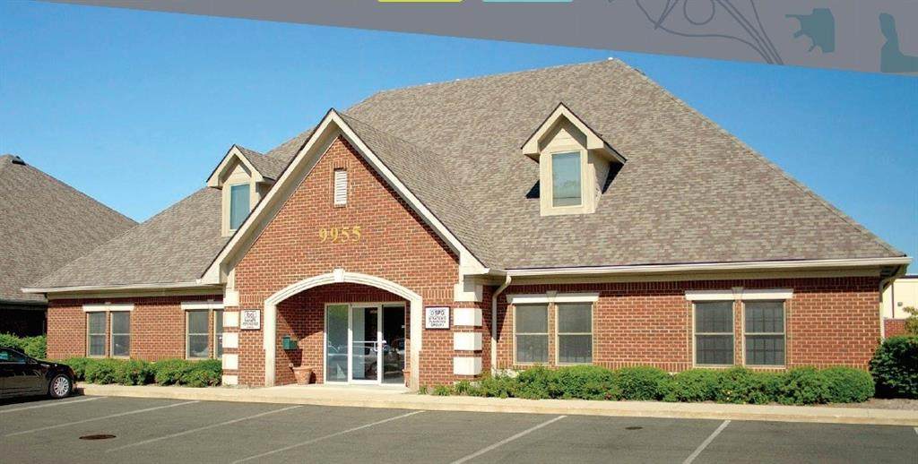 9955 Crosspoint Boulevard - Photo 1
