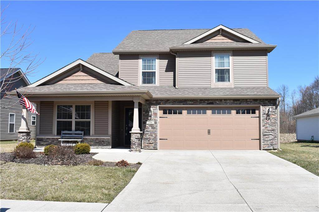 208 Luke Court - Photo 1