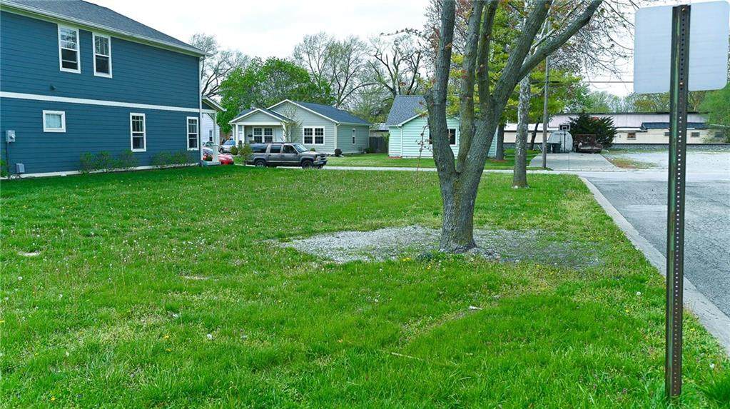 520 Mill Street - Photo 1