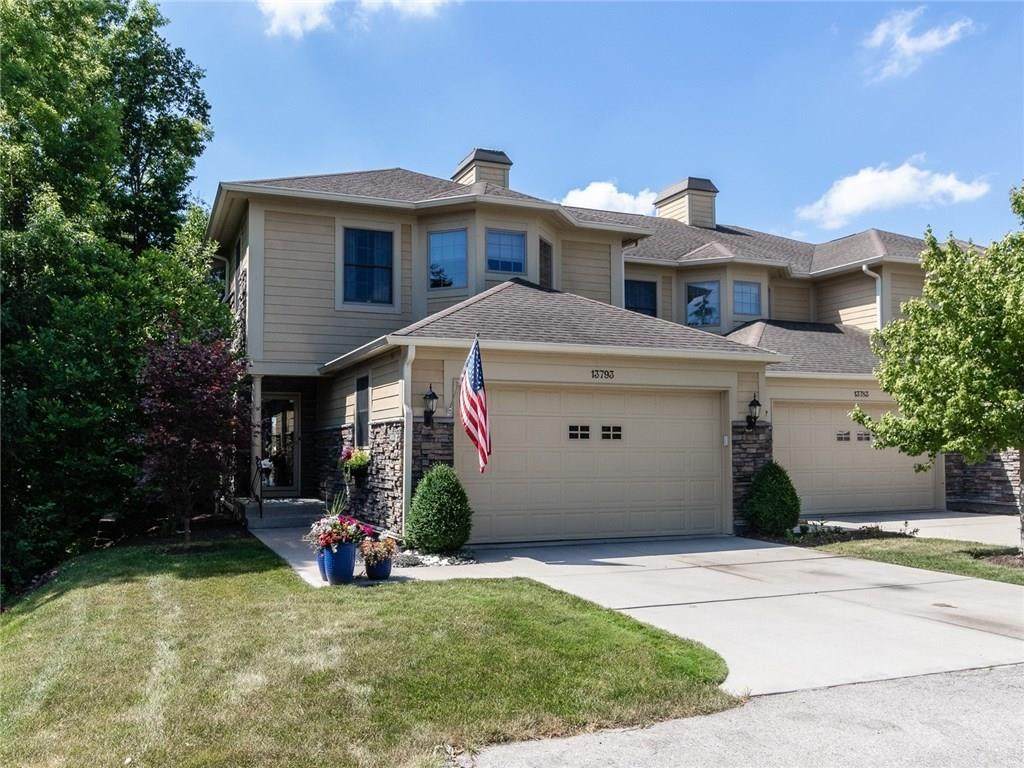 13793 Seaway Drive - Photo 1
