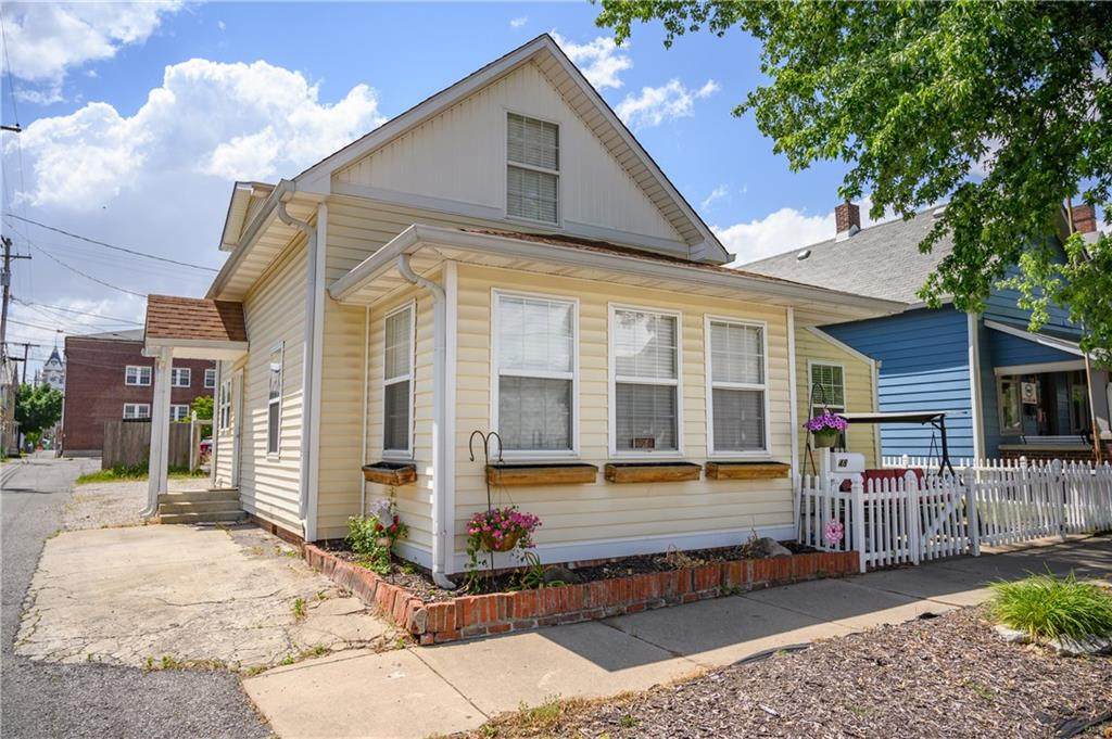 48 Crowell Street - Photo 1