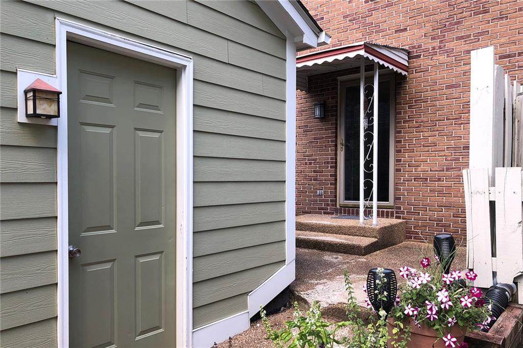 383 Carmelaire Court - Photo 1