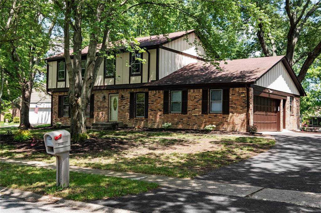 8319 Scarsdale West Drive - Photo 1