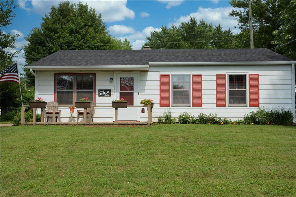 224 Eastman Road - Photo 1