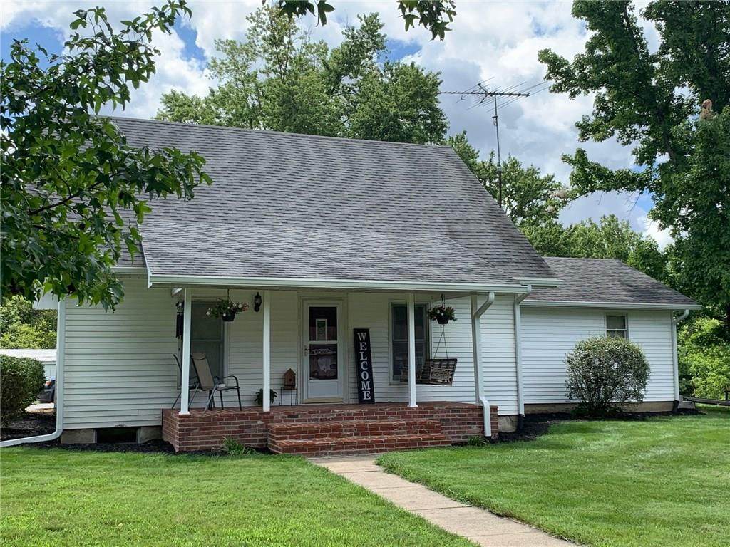 1867 Old 36 Rd - Photo 1