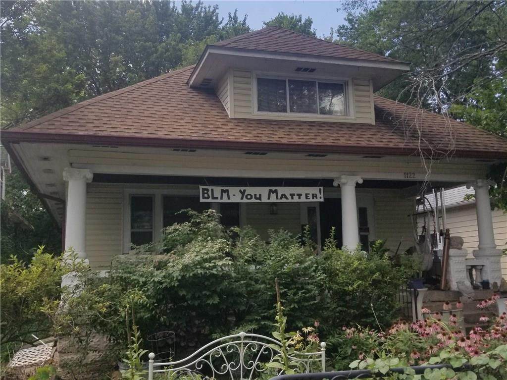 1122 Oxford Street - Photo 1