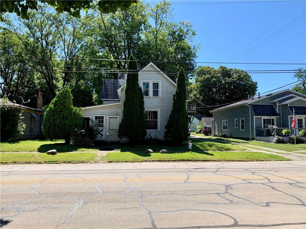 605 Perry Street - Photo 1
