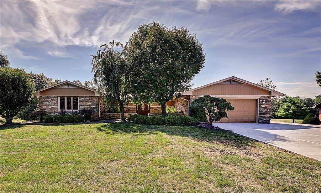 3027 Santiago Drive - Photo 1