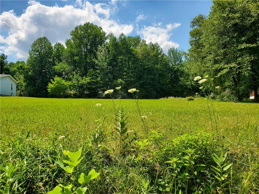 1449 Kutenai Trail - Photo 1