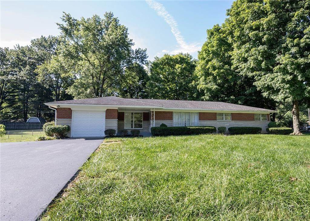 2425 Centennary Drive - Photo 1