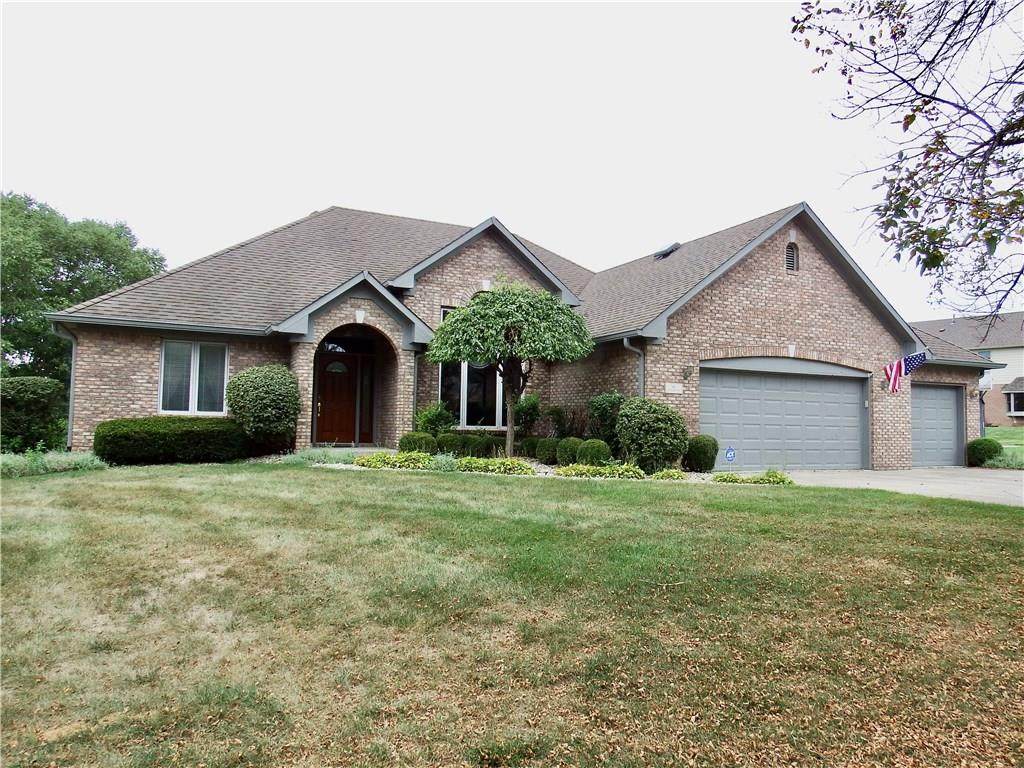 70 Racquet Court - Photo 1