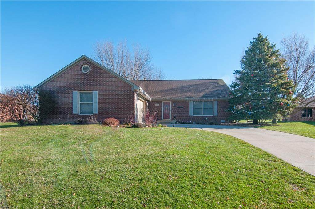 111 Monroe Crescent - Photo 1