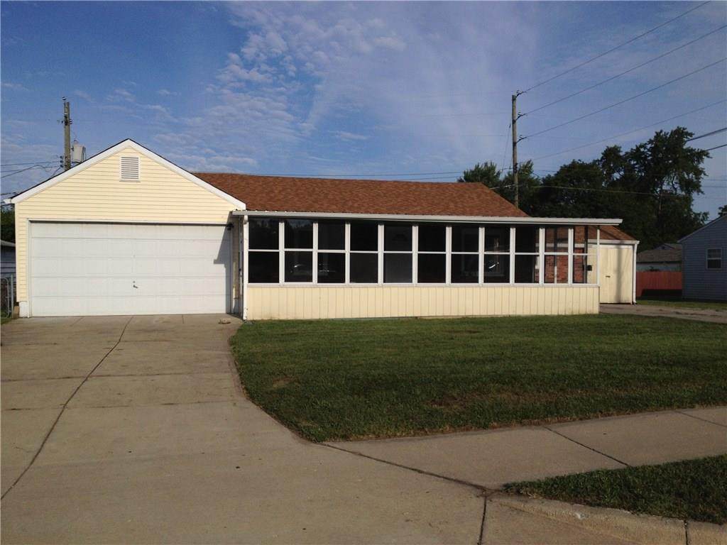 2566 Keystone Avenue - Photo 1