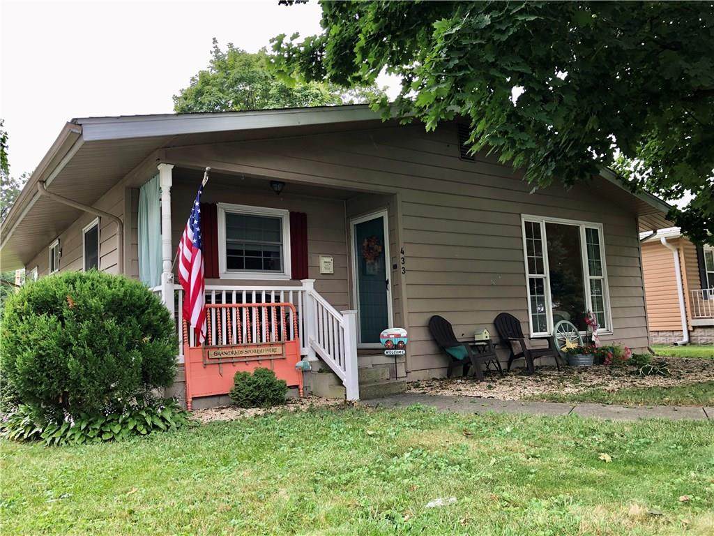 433 Columbia Street - Photo 1