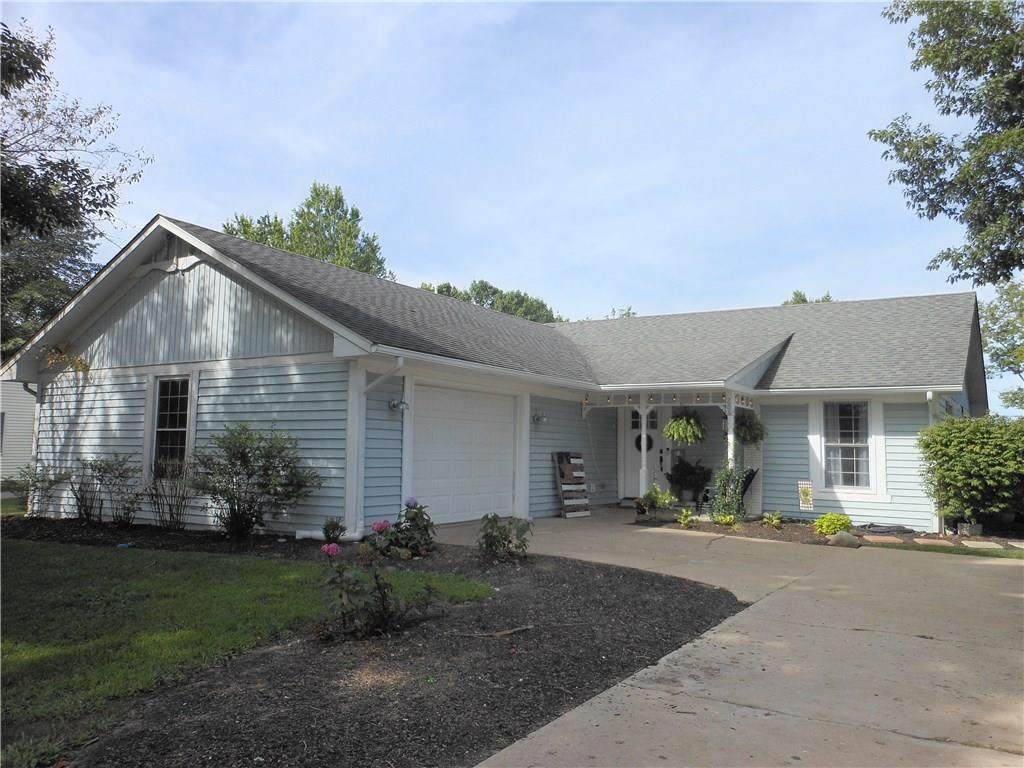 288 Baldwin Street - Photo 1