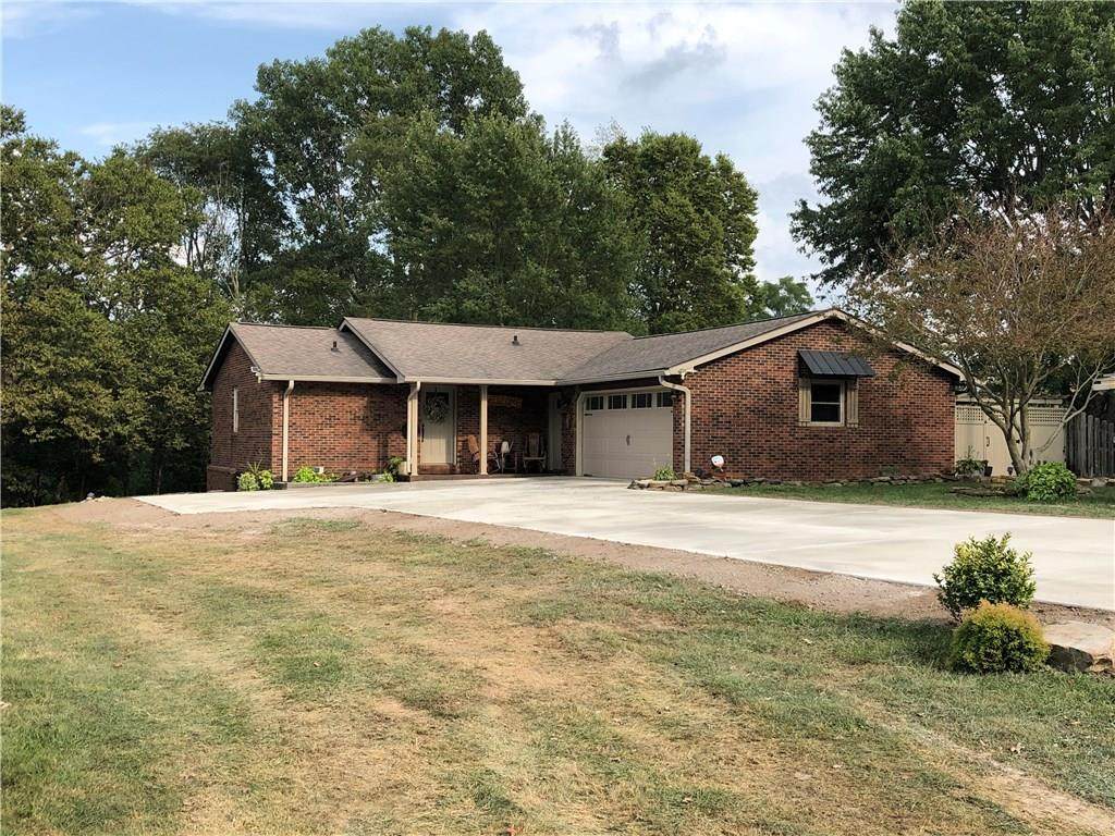 5846 Hillcrest Drive - Photo 1