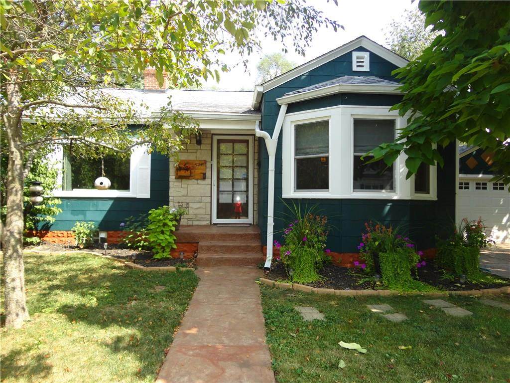 521 S East Street - Photo 1