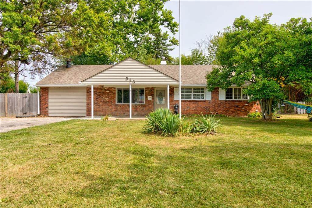913 Sweetbriar Avenue - Photo 1