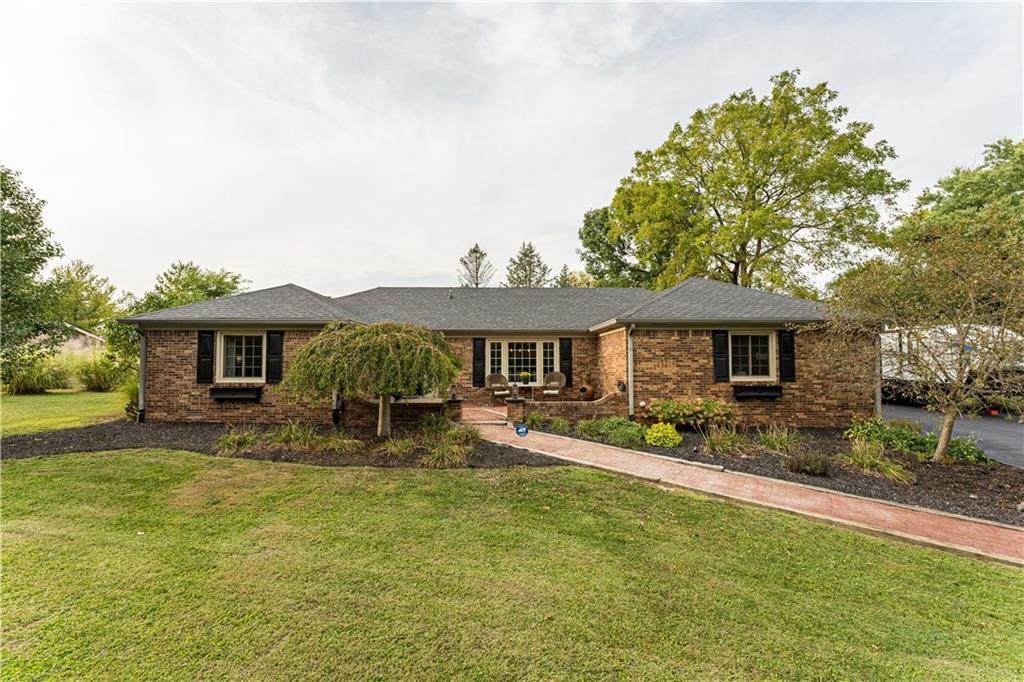 10004 Sumac Lane - Photo 1