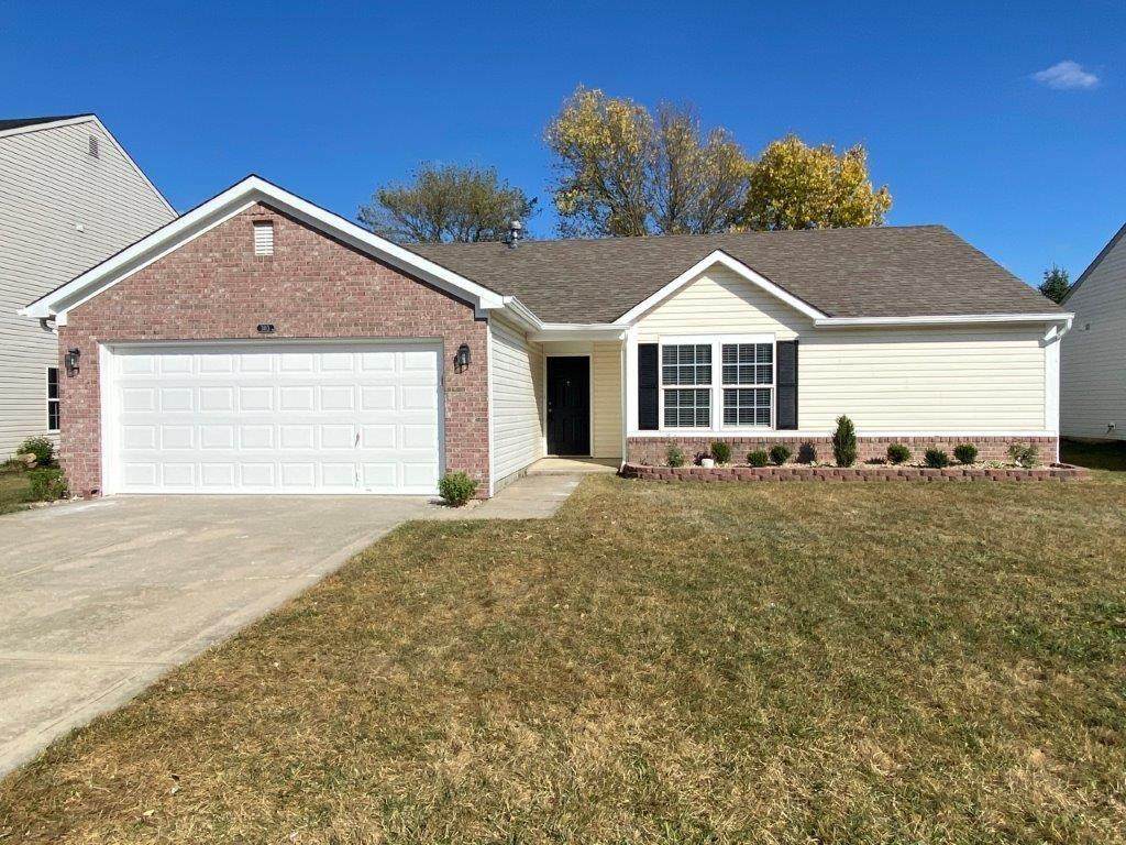 303 Beacon Point Lane - Photo 1